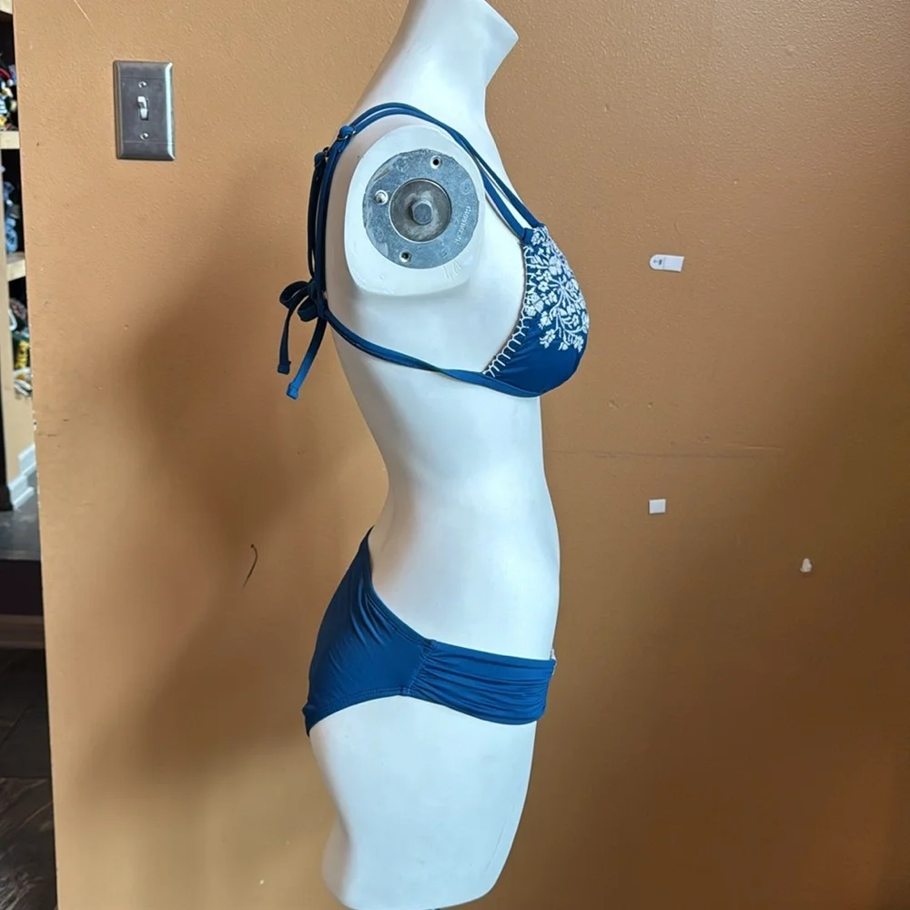 Lucky Brand Junior's Stitch in Time Triangle Bikini Top